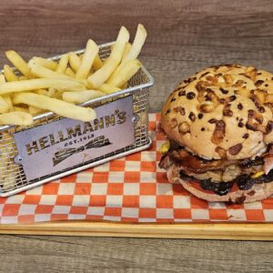 Burger Bacon Y Cheddar + Papas Fritas