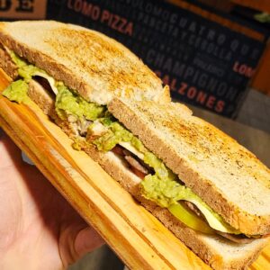 Lomo Pollo Guacamole (30% Off)